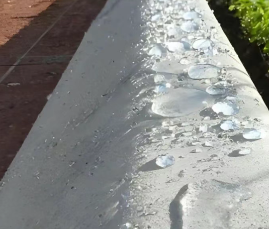 陆丰硅烷浸渍涂料在混凝土保护中的应用